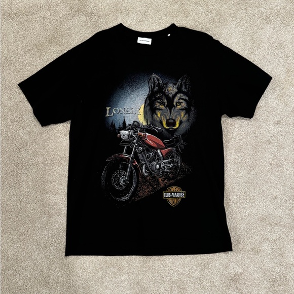GRAPHIC TEE - Picture 1 of 3